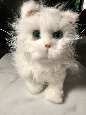 Hasbro White Plush Kitten with Blue Eyes